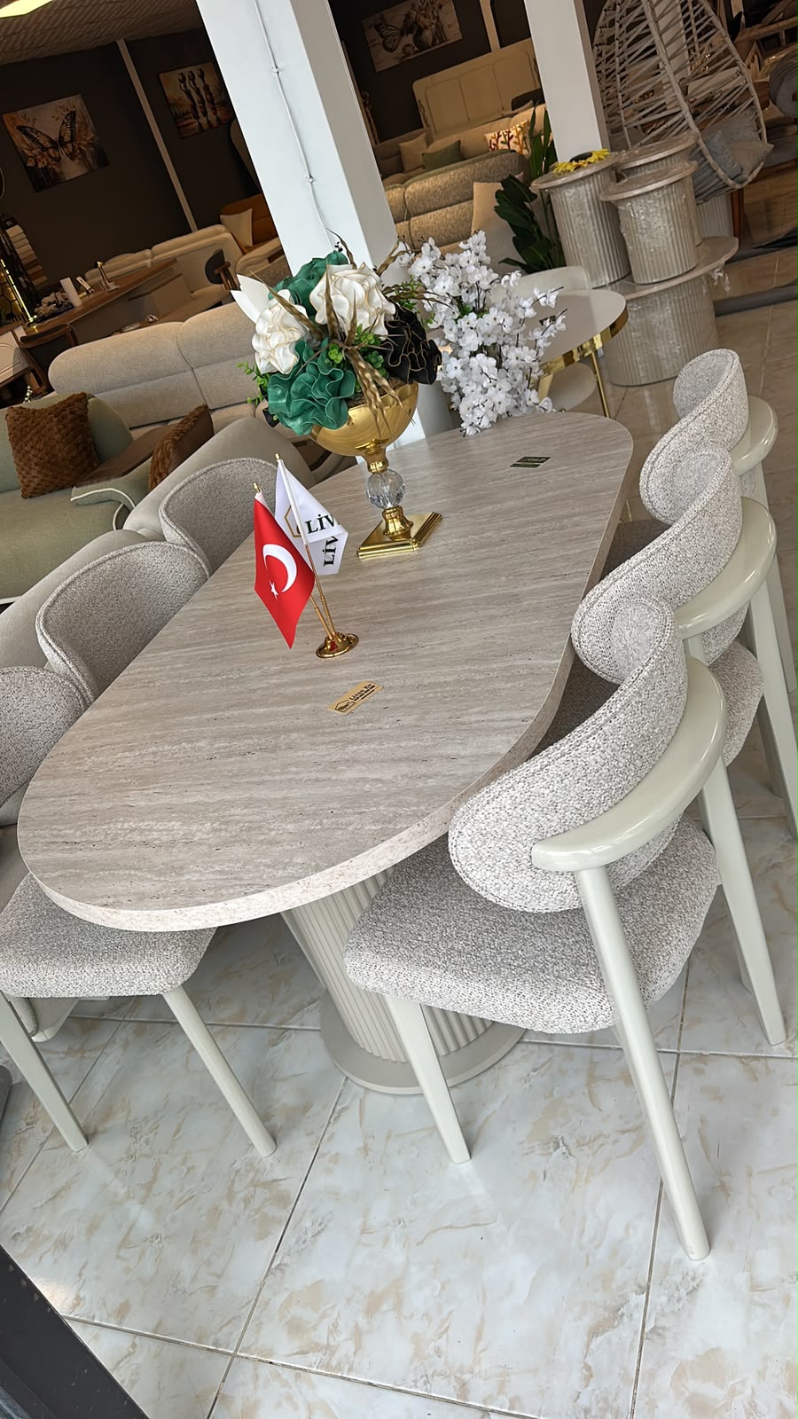 Iris Yemek Masası Takımı
